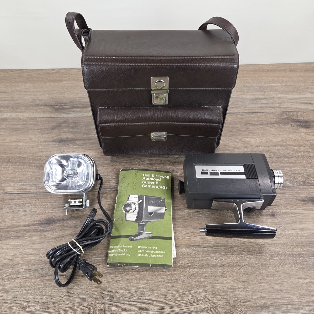 Bell & Howell Super 8 Movie Camera Optronic Eye Autoload Model 8429 UNTESTED